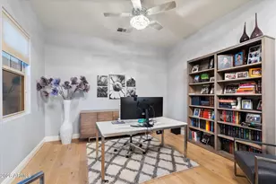 3805 E Zachary Dr, Phoenix, AZ 85050 - Photo 32