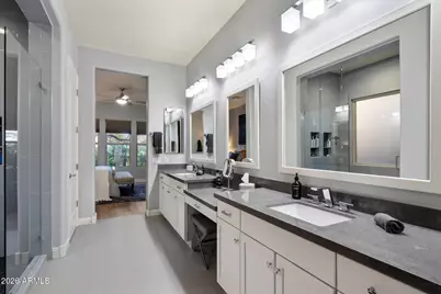 3805 E Zachary Drive, Phoenix, AZ 85050 - Photo 28