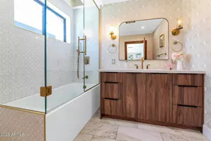 5812 N 44th Pl, Phoenix, AZ 85018 - Photo 24