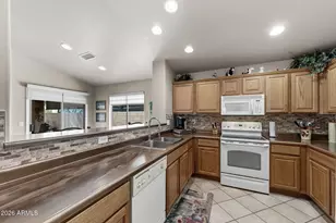 44357 W Cypress Ln, Maricopa, AZ 85138 - Photo 8