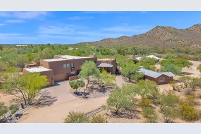 37660 N Rancho Manana Boulevard, Cave Creek, AZ 85331 - Photo 2