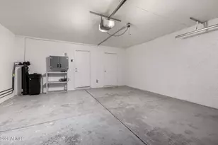 517 W Duke Dr, Tempe, AZ 85283 - Photo 28