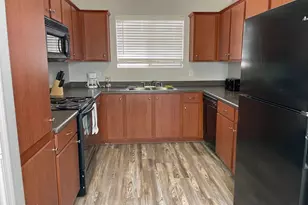 1941 S Pierpont Dr, Mesa, AZ 85206 - Photo 2