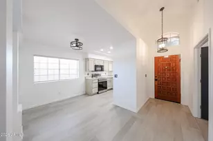 1004 E Annette Dr, Phoenix, AZ 85022 - Photo 6