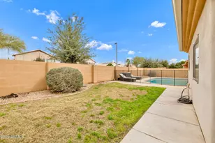 13354 W Palm Ln, Goodyear, AZ 85395 - Photo 48