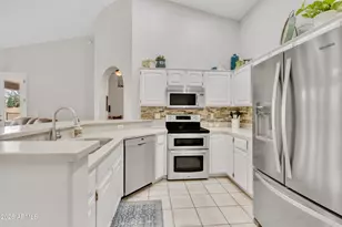 13354 W Palm Ln, Goodyear, AZ 85395 - Photo 16