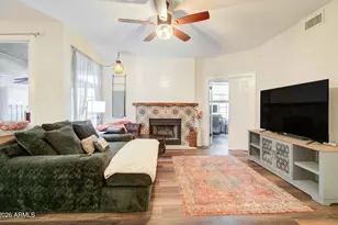 1633 E Lakeside Dr, Gilbert, AZ 85234 - Photo 4