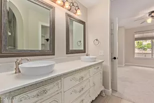 1633 E Lakeside Dr, Gilbert, AZ 85234 - Photo 30