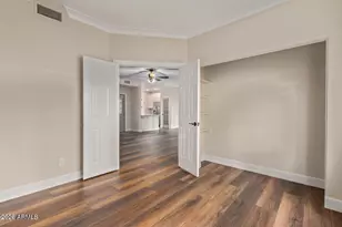 1633 E Lakeside Dr, Gilbert, AZ 85234 - Photo 18