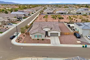 18242 W Colter St, Litchfield Park, AZ 85340 - Photo 4