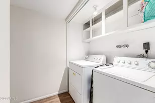 2541 N 22nd Dr, Phoenix, AZ 85009 - Photo 20