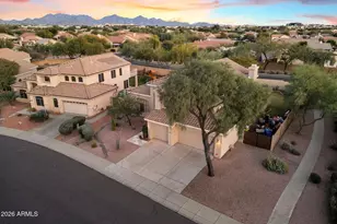 22005 N 43rd Pl, Phoenix, AZ 85050 - Photo 4