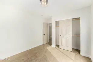 39912 N Thunder Hills Ln, Phoenix, AZ 85086 - Photo 22