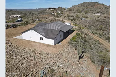 46210 N 36th Avenue, New River, AZ 85087 - Photo 2