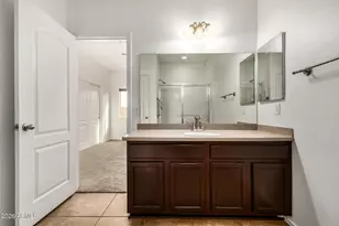 13239 N 87th Dr, Peoria, AZ 85381 - Photo 18