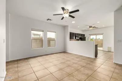 13239 N 87th Drive, Peoria, AZ 85381 - Photo 8