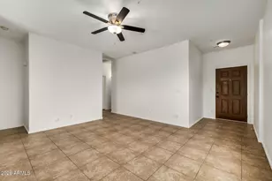 13239 N 87th Dr, Peoria, AZ 85381 - Photo 6