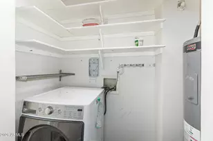 2151 E Sanos Dr, Tempe, AZ 85281 - Photo 48