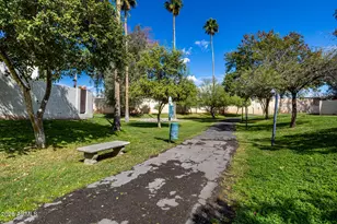 2151 E Sanos Dr, Tempe, AZ 85281 - Photo 58