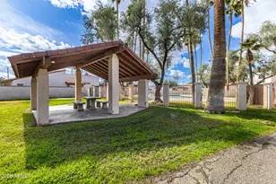 2151 E Sanos Dr, Tempe, AZ 85281 - Photo 42