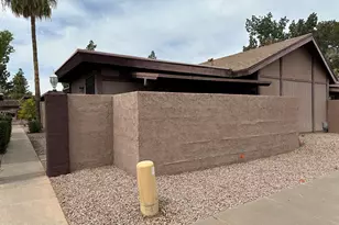 924 S Hacienda Dr, Tempe, AZ 85281 - Photo 1