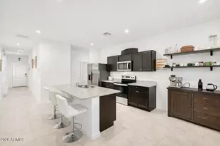 10172 S Holandes Dr, Apache Junction, AZ 85120 - Photo 2