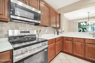 22118 N Arrellaga Dr, Sun City West, AZ 85375 - Photo 4