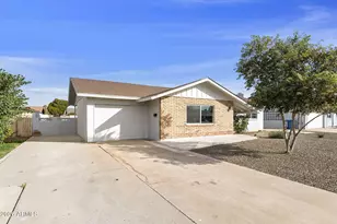 416 W Ivanhoe Pl, Chandler, AZ 85225 - Photo 2