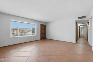 2407 W Laurel Ln, Phoenix, AZ 85029 - Photo 6