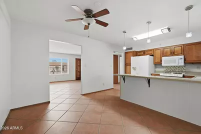 2407 W Laurel Lane, Phoenix, AZ 85029 - Photo 10