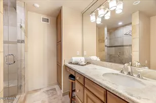 5512 N 67th Pl, Paradise Valley, AZ 85253 - Photo 64