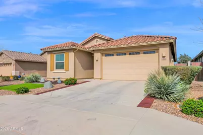 432 W Tamarack Drive, San Tan Valley, AZ 85140 - Photo 2