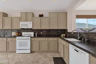 15039 E Desert Willow Dr, Fountain Hills, AZ 85268 - Photo 10