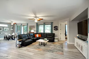 17618 N Somerset Dr, Surprise, AZ 85374 - Photo 4