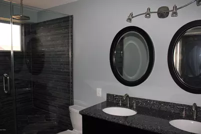 1221 W Chicago Street, Chandler, AZ 85224 - Photo 6