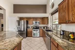 18056 W Buena Vista Dr, Surprise, AZ 85374 - Photo 10