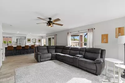 21627 N 45th Place, Phoenix, AZ 85050 - Photo 10