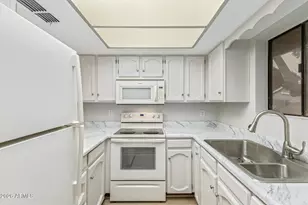 413 E Cullumber Ave, Gilbert, AZ 85234 - Photo 10