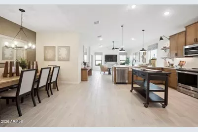 7964 W Sands Road NW, Glendale, AZ 85303 - Photo 6