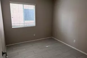 10355 W Alvarado Rd, Avondale, AZ 85392 - Photo 22