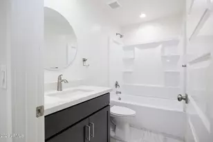 9541 W Kramer Ln, Arizona City, AZ 85123 - Photo 14