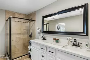 5320 E Thomas Rd, Phoenix, AZ 85018 - Photo 10