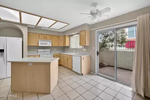8821 S 51st St, Phoenix, AZ 85044 - Photo 10