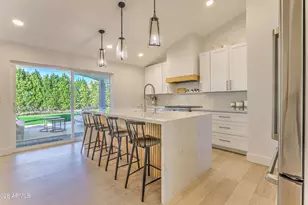 4846 E Mitchell Dr, Phoenix, AZ 85018 - Photo 4