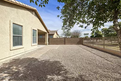 3129 W T Ryan Lane, Phoenix, AZ 85041 - Photo 46