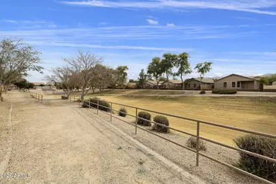 3129 W T Ryan Lane, Phoenix, AZ 85041 - Photo 54