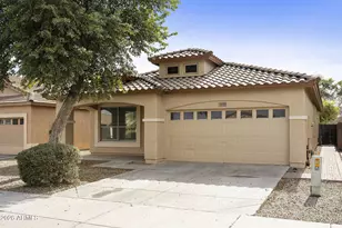 3129 W T Ryan Ln, Phoenix, AZ 85041 - Photo 2
