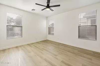 3129 W T Ryan Lane, Phoenix, AZ 85041 - Photo 28