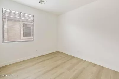 3129 W T Ryan Lane, Phoenix, AZ 85041 - Photo 32