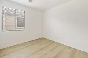 3129 W T Ryan Ln, Phoenix, AZ 85041 - Photo 32